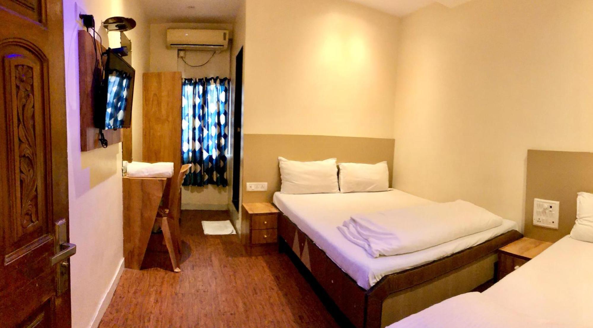 Hotel Volga 2 뭄바이 외부 사진
